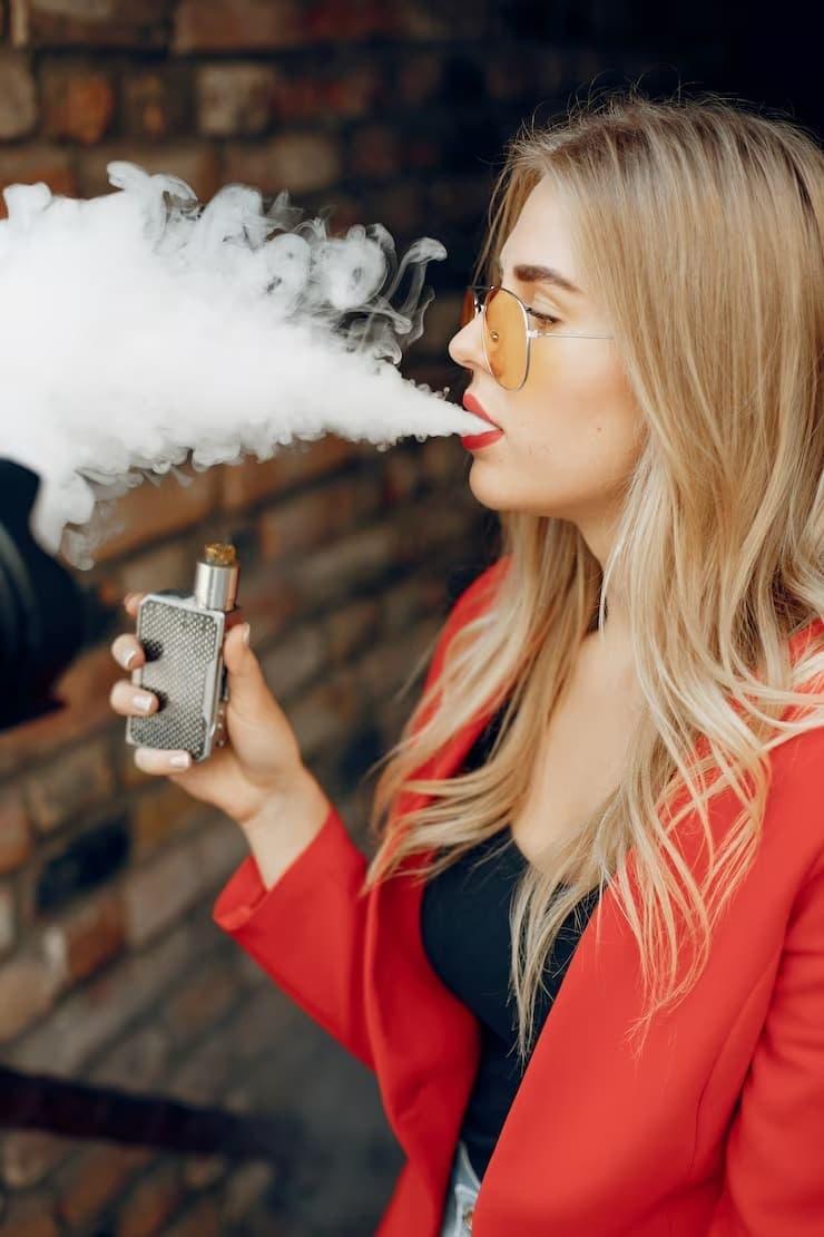 E-dym Insights Exploring Poland E-dym and Upcoming Poland E-cigarette Regulations 2025