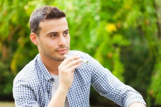 E-papierosy and electronic cigarette alternative compared in a practical guide to safer vaping choices