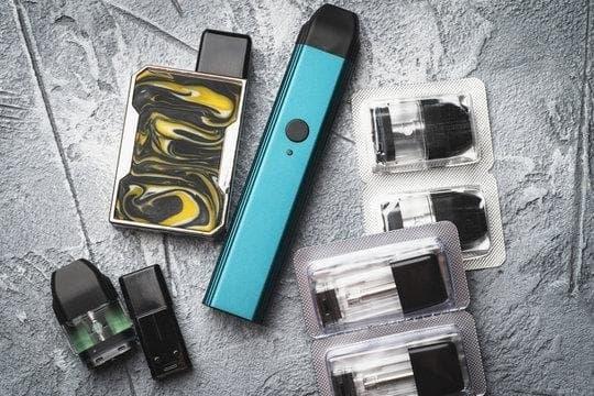 E-Cigi Bolt Review: Can E Cigarettes Cause Pneumonia and How E-Cigi Bolt Compares
