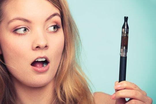 Vape consumer guide examining similarities between cigarettes and e cigarettes with Vape tips for smokers