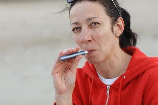 nhà cái uy tin Strategies for Building Trust in Sportsbooks and How the electronic actor cigarette prop kit Creates Safe Realism on Set